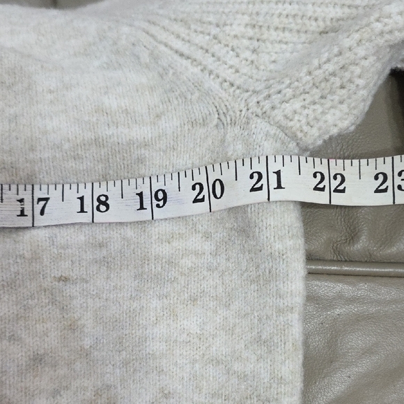 Topshop Women's Cream/Gray Knit Turtleneck/Cowl Sweater Cropped Size 12 GUC - Picture 9 of 12